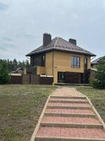Продам кирпичный дом 253 м² на участке 20 соток с газом и коммун