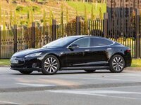 Продам автомобиль tesla model s 2016 г.в. краснодар.