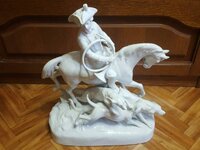 Фарфоровые и бронзовые статуэтки ссср. чехословакия. китай.