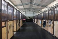 Недорогая литая резиновая плитка для сборки пола в гаражный бокс
