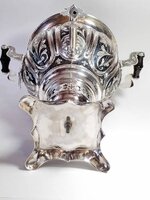 Новый серебряный электрический самовар. 875 проба. вес 1920 гр.