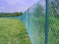 Заборы из сетки рабица